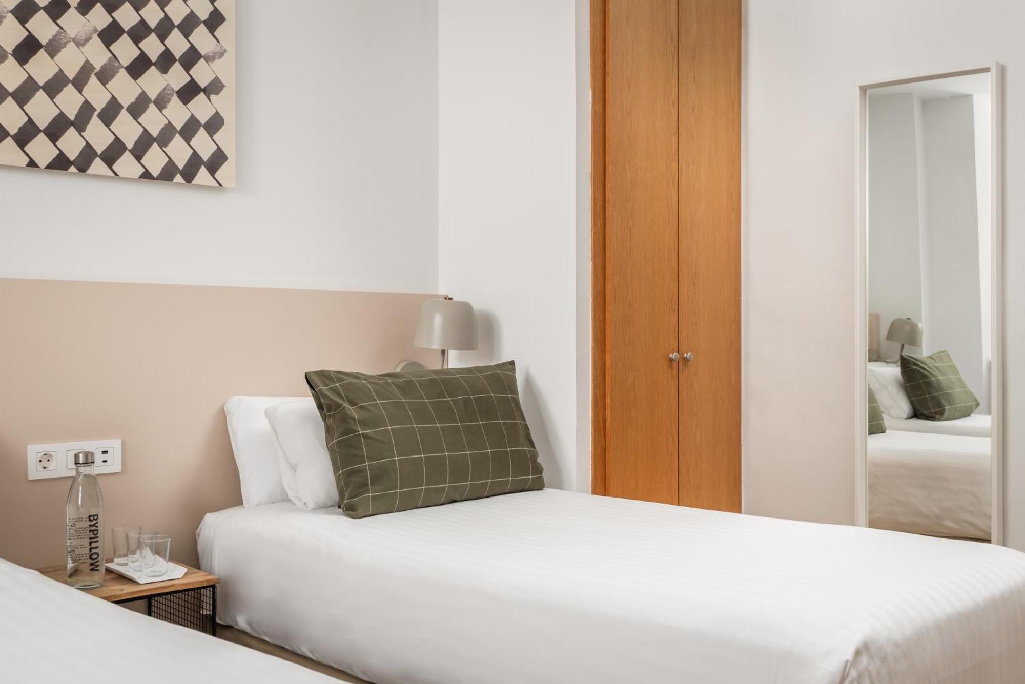 Bypillow Erba Girona Kültér fotó